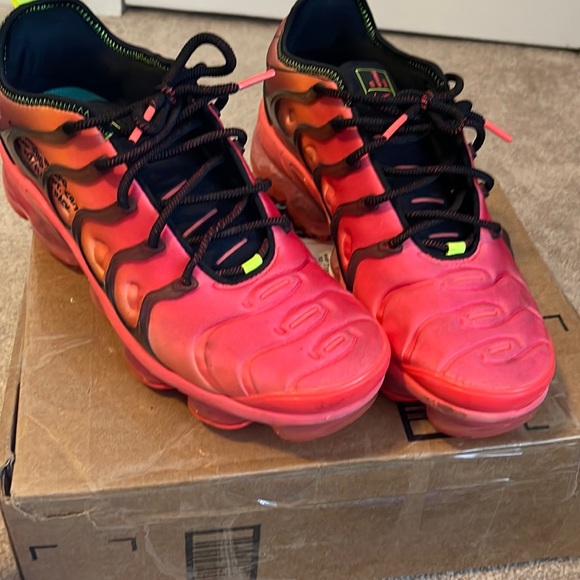 Nike Shoes - Nike Air VaporMax Shoes Black/ Bright Crimson